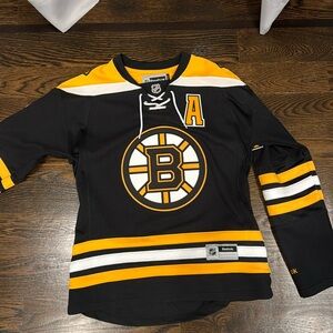 Brand new Boston Bruins Jersey